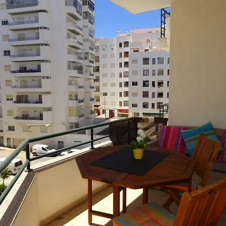Pera By Check-in Portugal * Armação de Pêra